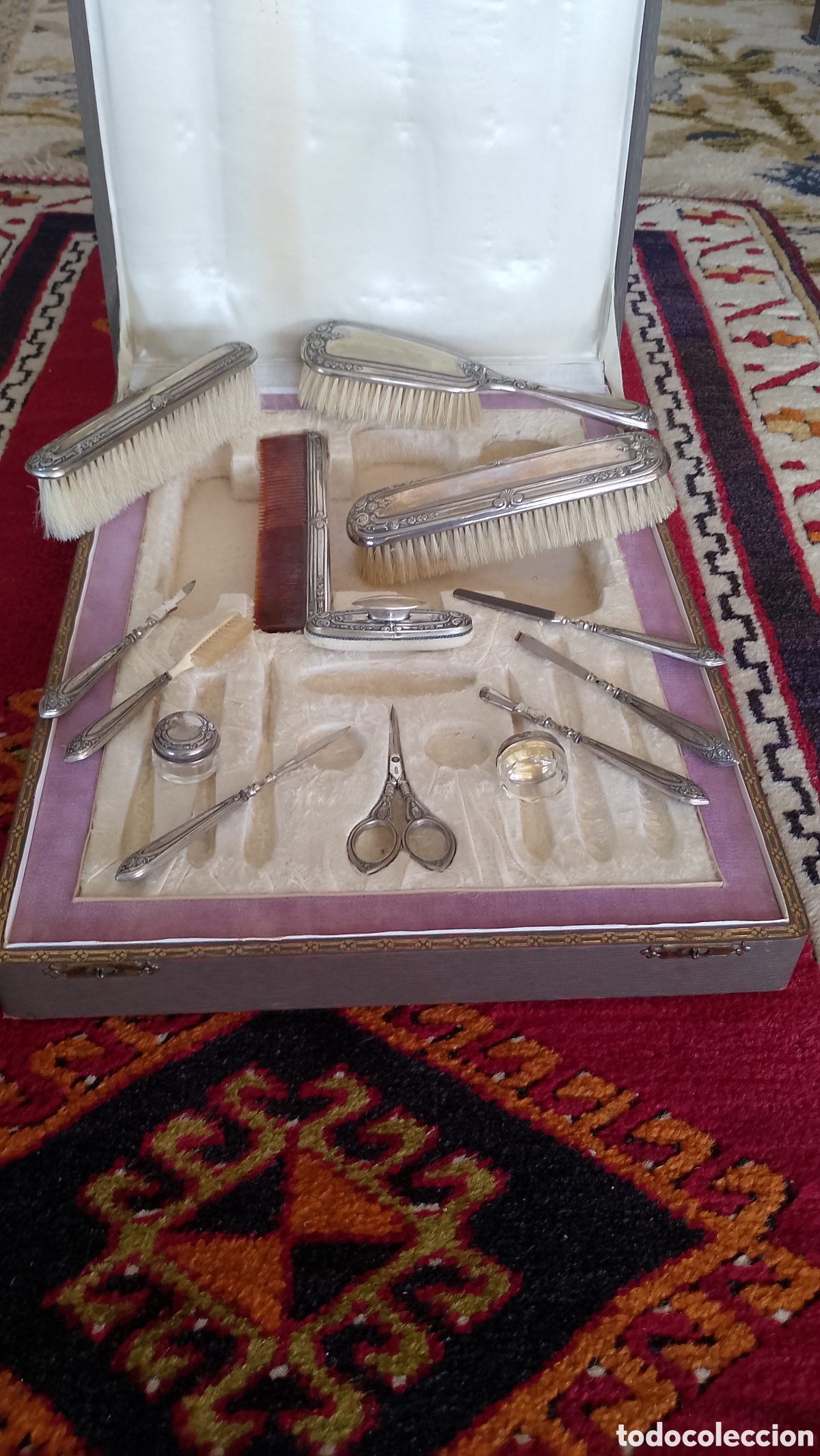 Antig&uuml;edades: Juego de tocador con caja - Foto 2