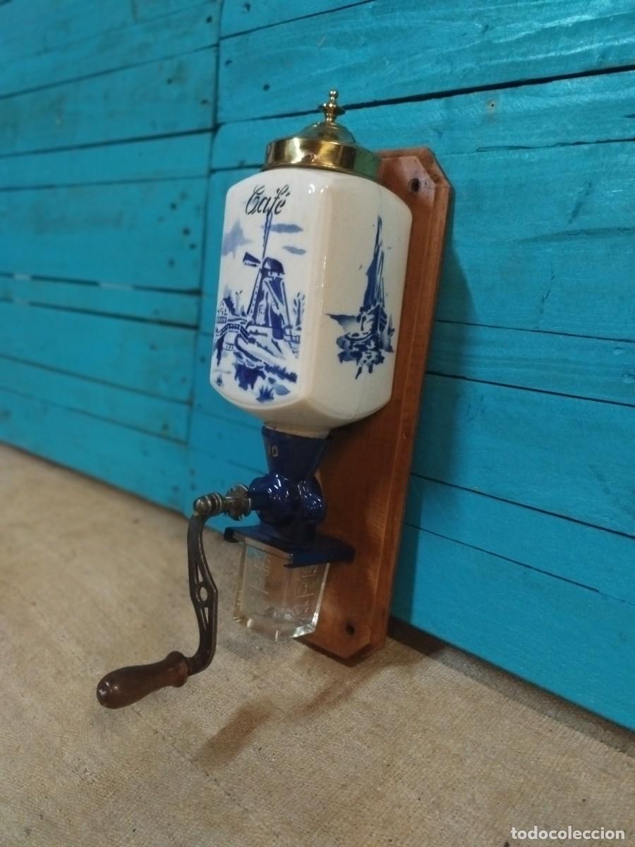 Antig&uuml;edades: Molinillo de caf&eacute; mural de porcelana - Foto 3