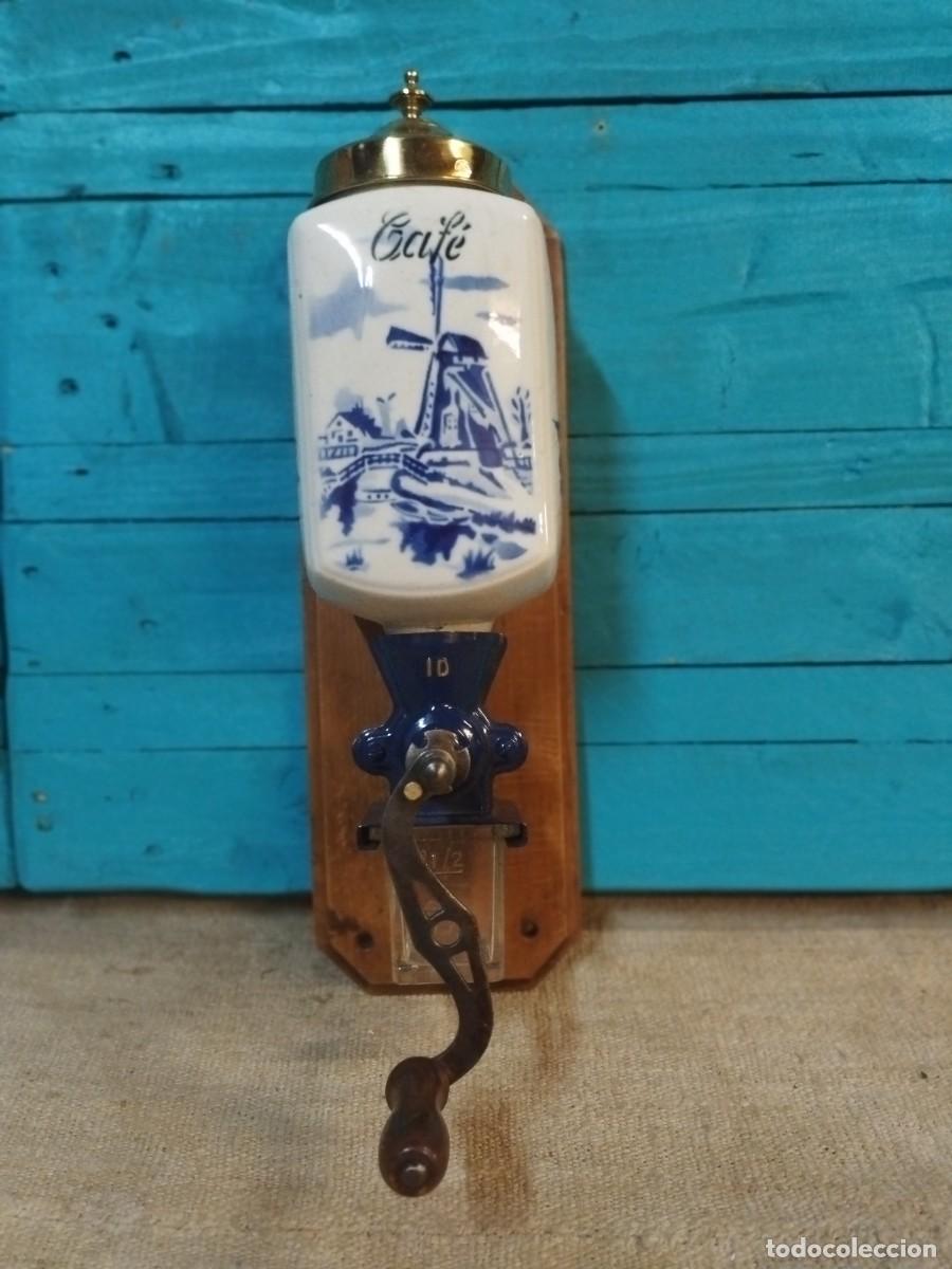 Antig&uuml;edades: Molinillo de caf&eacute; mural de porcelana - Foto 4