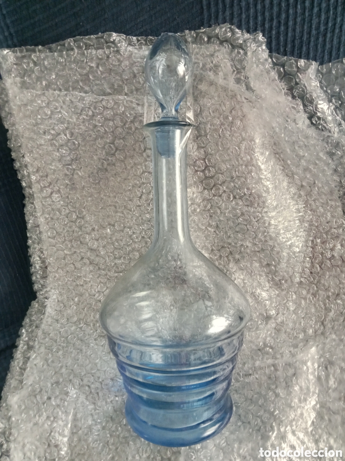 Antig&uuml;edades: Botella cristal celeste - Foto 4