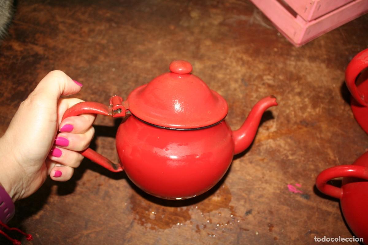 Antig&uuml;edades: antigua tetera cafetera esmaltada roja - Foto 1