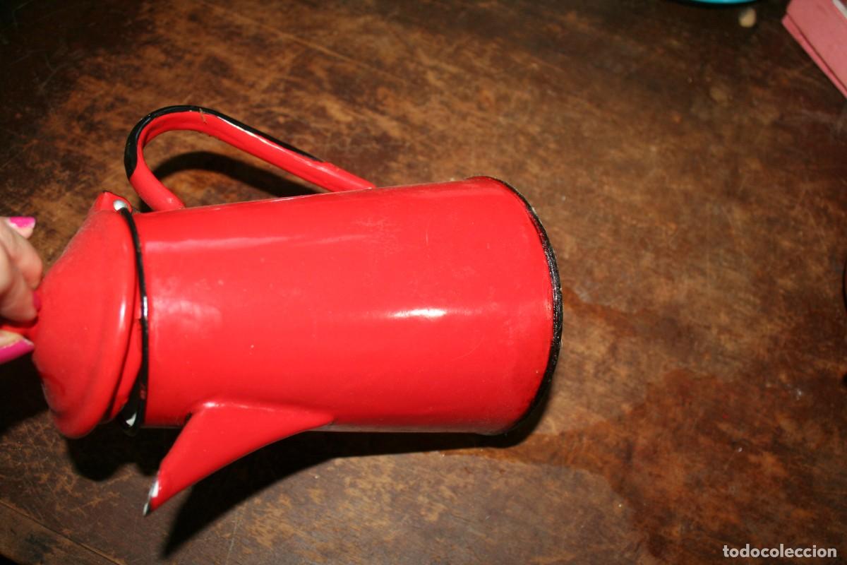 Antig&uuml;edades: antigua tetera cafetera esmaltada roja - Foto 5