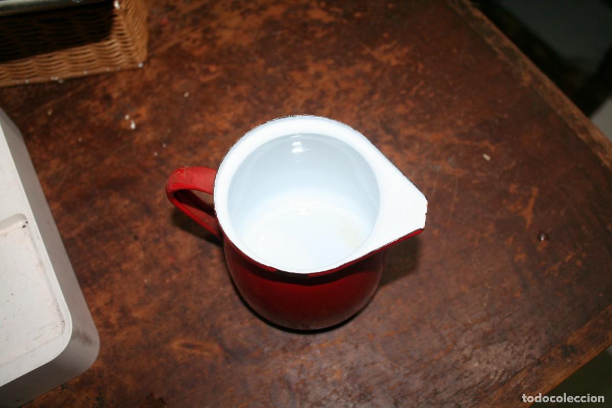 Antig&uuml;edades: antigua tetera cafetera esmaltada roja lechera - Foto 2