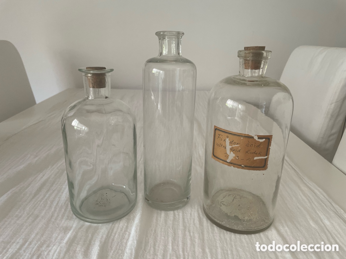Antig&uuml;edades: 3 frascos vidrio laboratorio - Foto 1