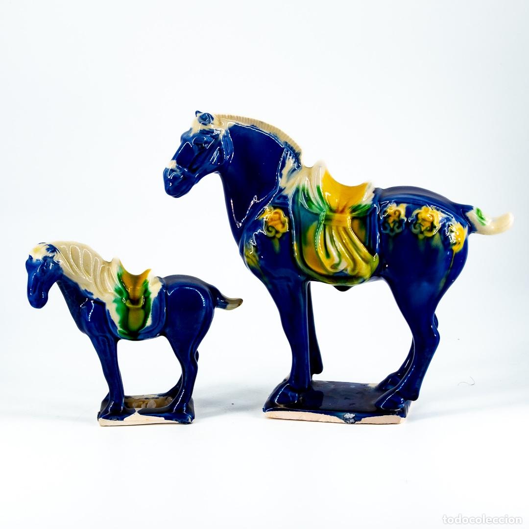 Antiques: LOTE DE DOS FIGURAS DE CABALLOS CER&Aacute;MICA DEL SIGLO XX