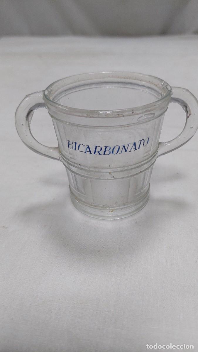 Antig&uuml;edades: Antiguo vaso de Bicarbonato - Foto 1