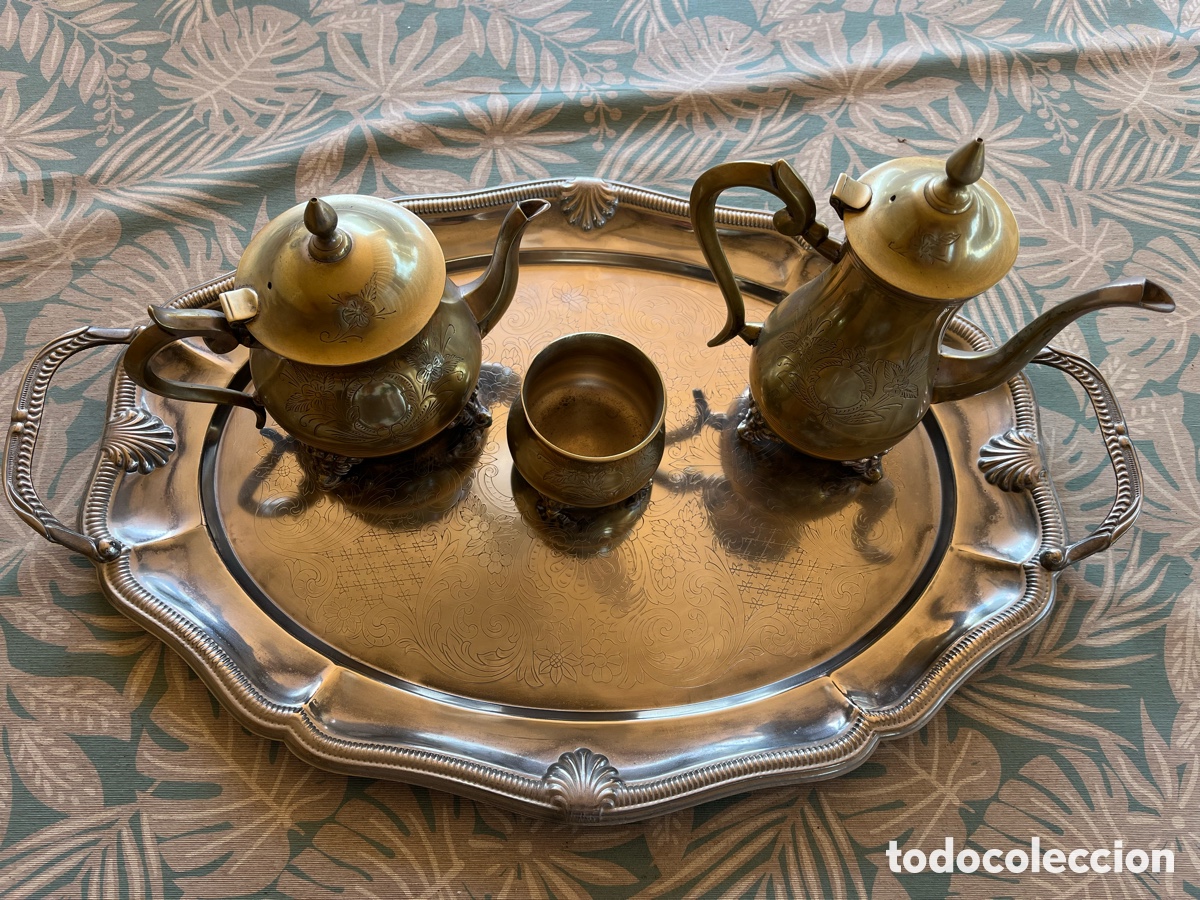 Antig&uuml;edades: Juego de caf&eacute; con ba&ntilde;o de plata - Foto 2