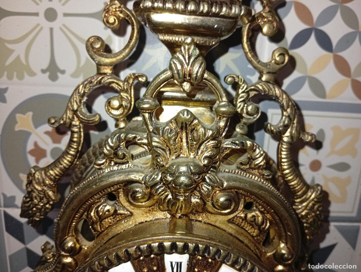 Antig&uuml;edades: Antiguo y gran Reloj de bronce sobre m&aacute;rmol - Foto 3