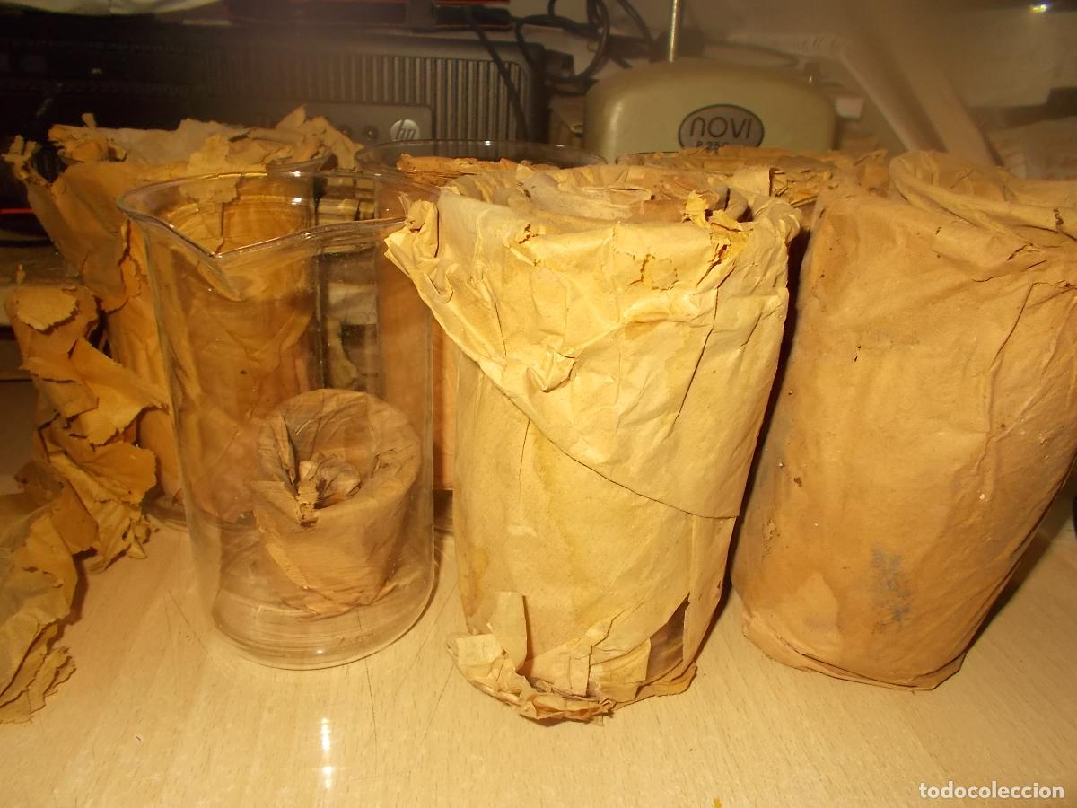Antig&uuml;edades: Lote de 18 recipientes de laboratorio - Foto 2