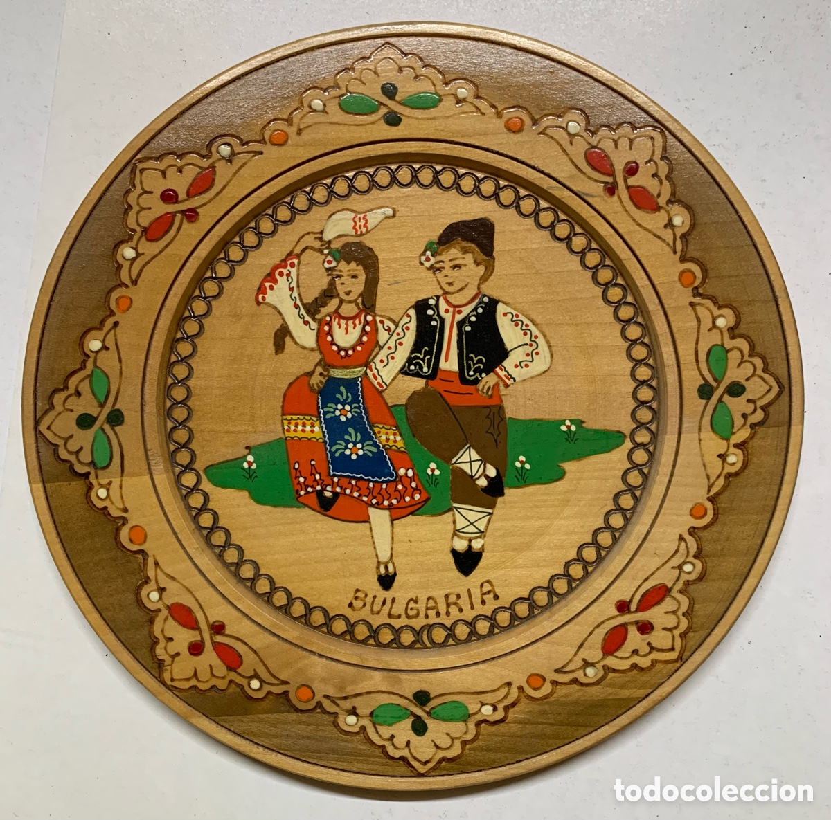 Antig&uuml;edades: 2 Platos Madera de Bulgaria - Foto 1