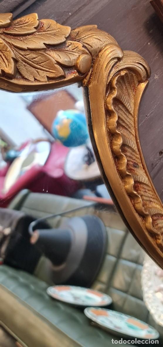 Antig&uuml;edades: Espejo de bronce con decoraci&oacute;n de rosas - Foto 5