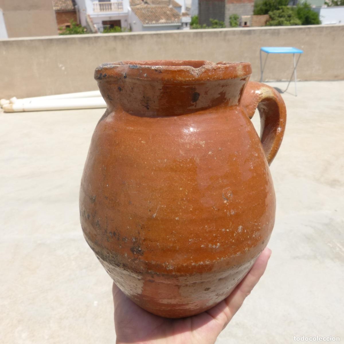 Antig&uuml;edades: Antiguo pucherro o olla tipo jarra de ceramica refractaria , alfar extinto, 1130gr, 20,7cm.