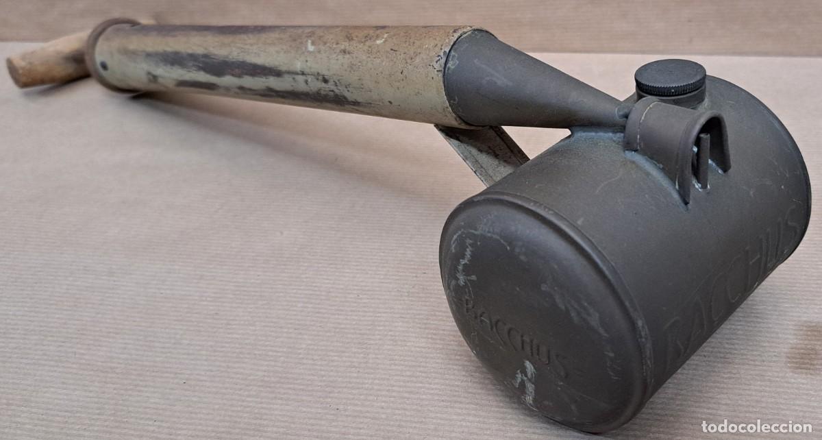 Antig&uuml;edades: Fumigadora marca Bacchus - Foto 1