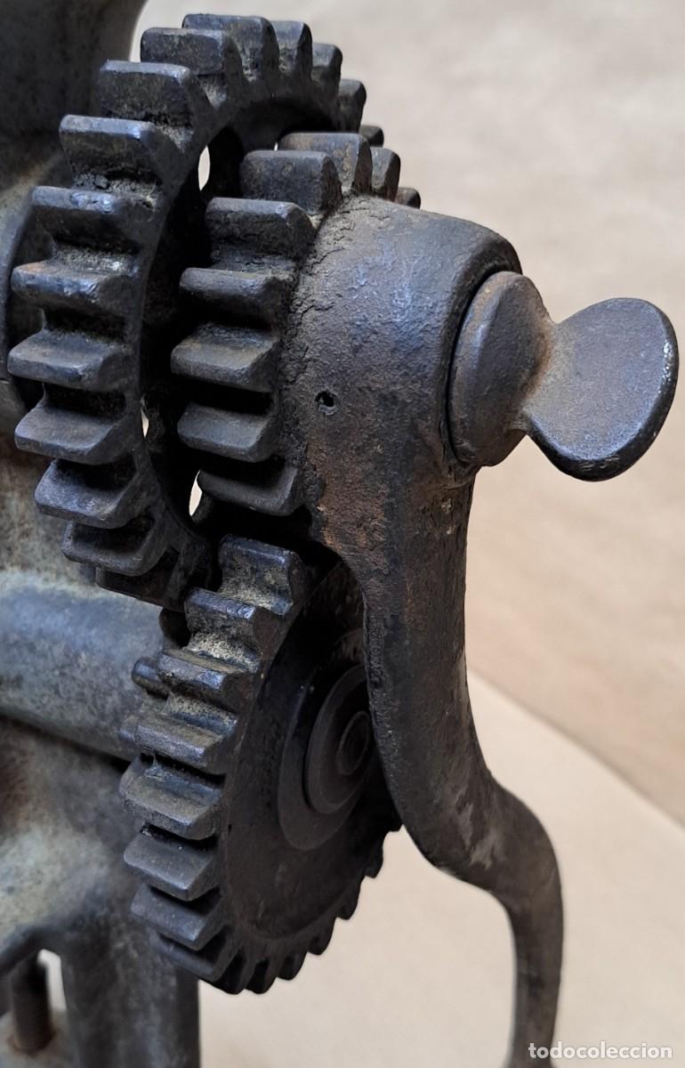Antig&uuml;edades: Picadora de carne Elma - Foto 11