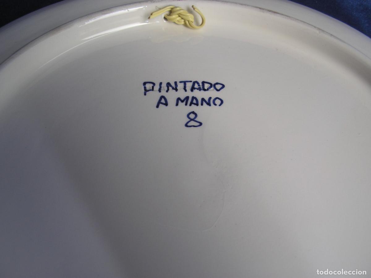 Antig&uuml;edades: PLATO PINTADO A MANO - Foto 2