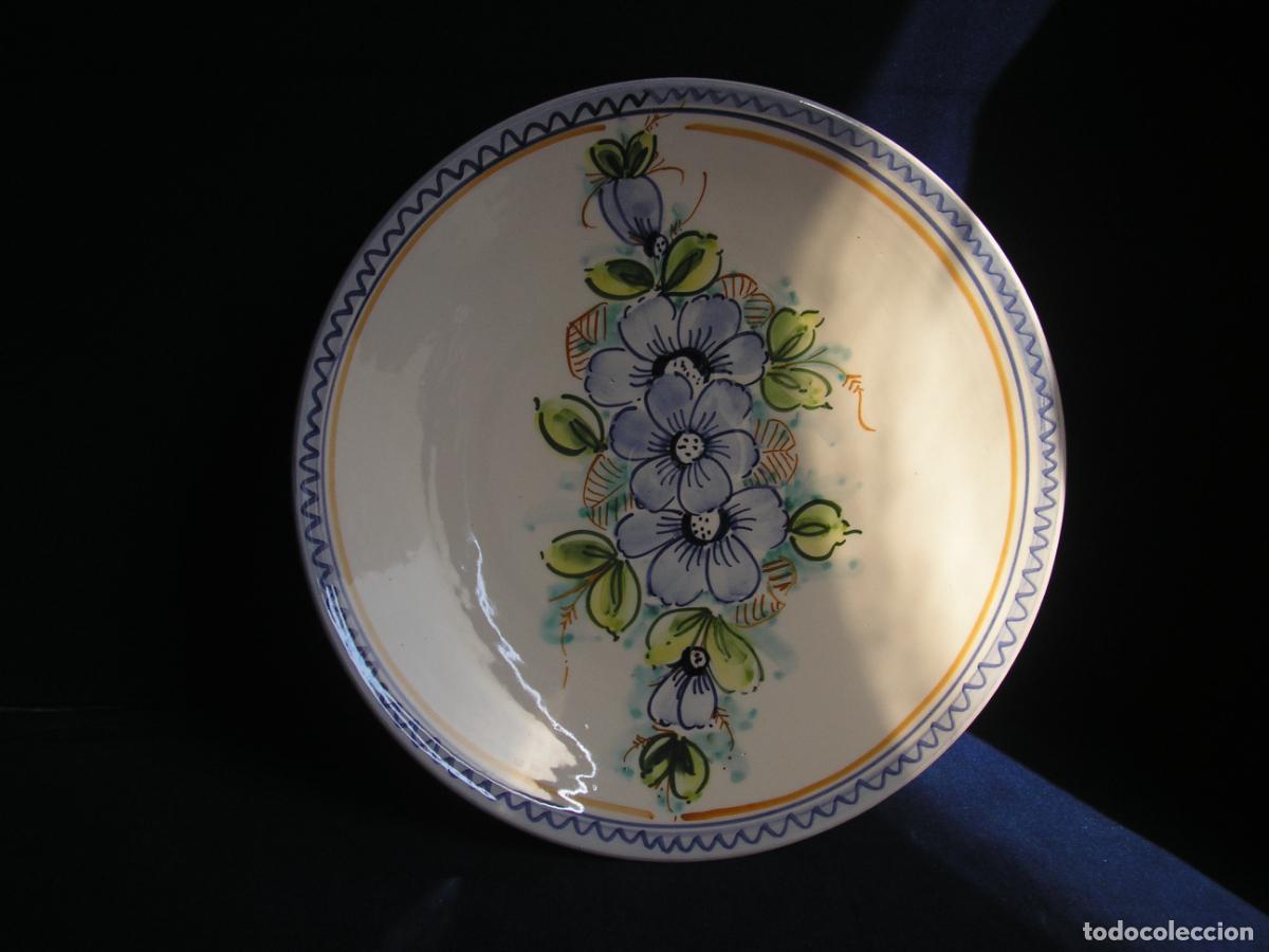 Antig&uuml;edades: PLATO PINTADO A MANO - Foto 1