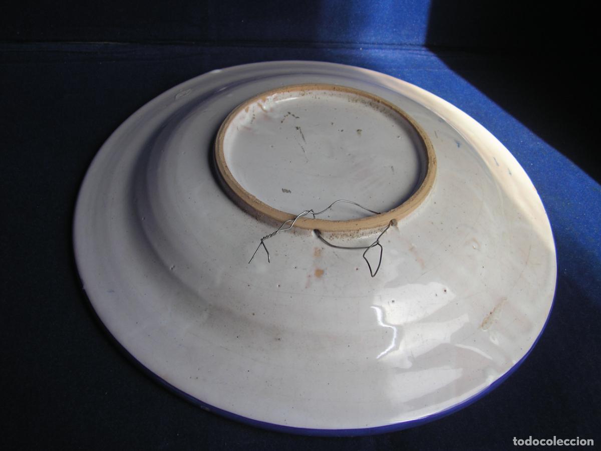 Antig&uuml;edades: PLATO PINTADO A MANO - Foto 2