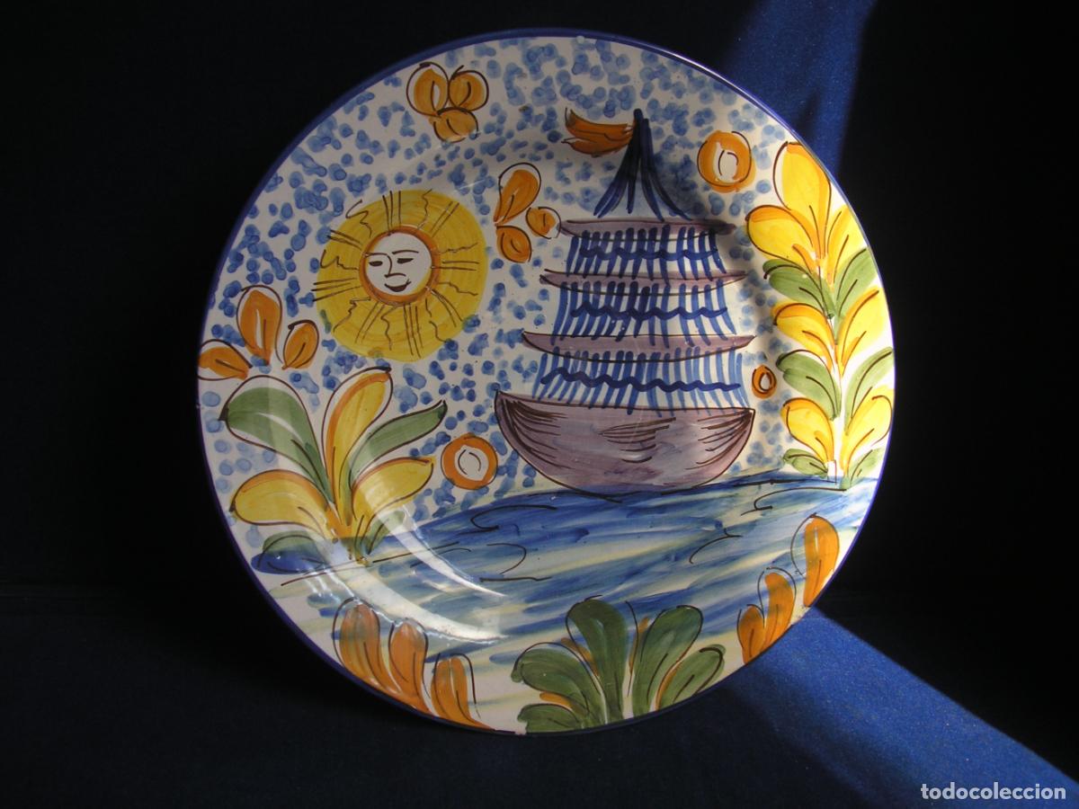 Antig&uuml;edades: PLATO PINTADO A MANO - Foto 1