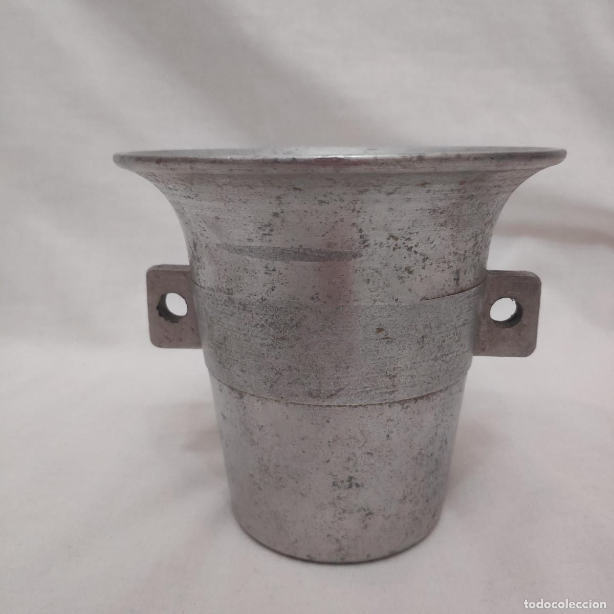 Antig&uuml;edades: MORTERO - ALMIREZ DE ALUMINIO (19)