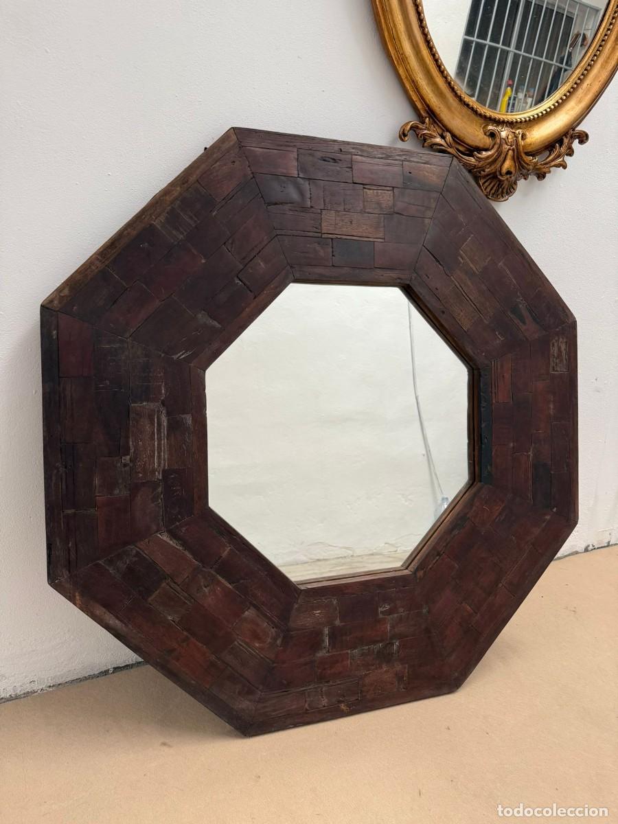 Antig&uuml;edades: Gran marco con espejo central octagonal, hecho en taracea con madera de roble. - Foto 5