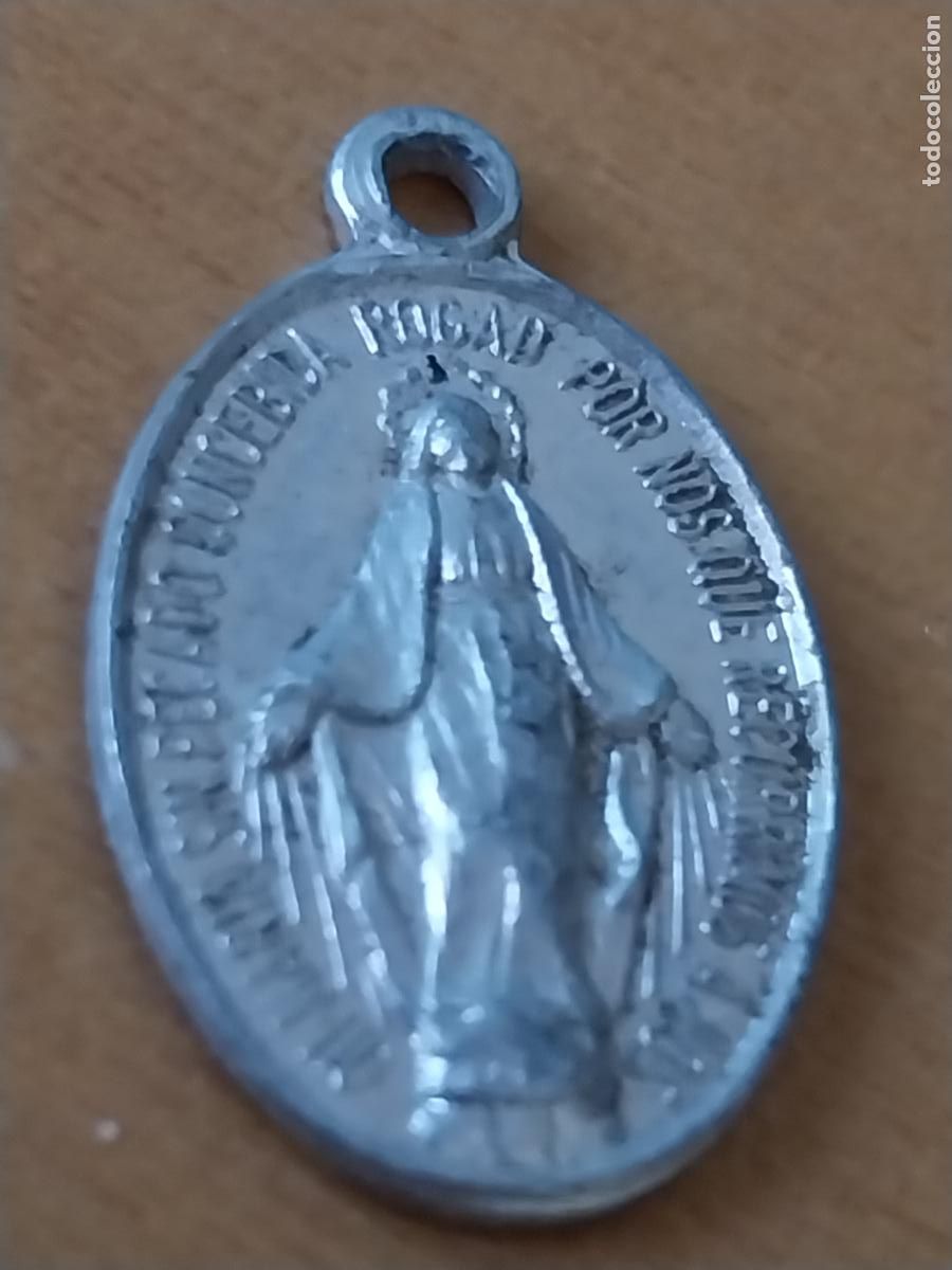 Antig&uuml;edades: INMACULADA CONCEPCION MEDALLA ALUMINIO 2,2CMS ALTO - Foto 1