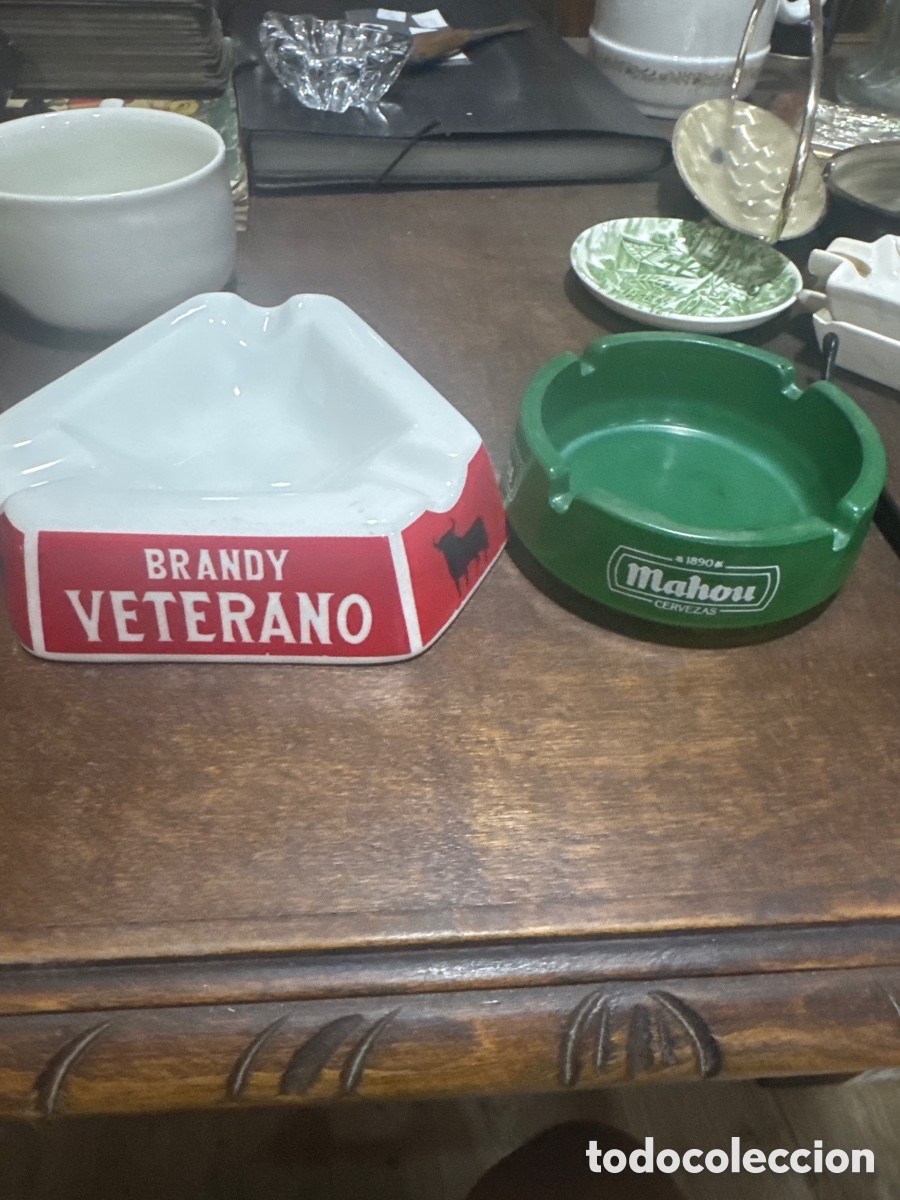 Antig&uuml;edades: Cenicero Osborne-Veterano y cerveza Mahou