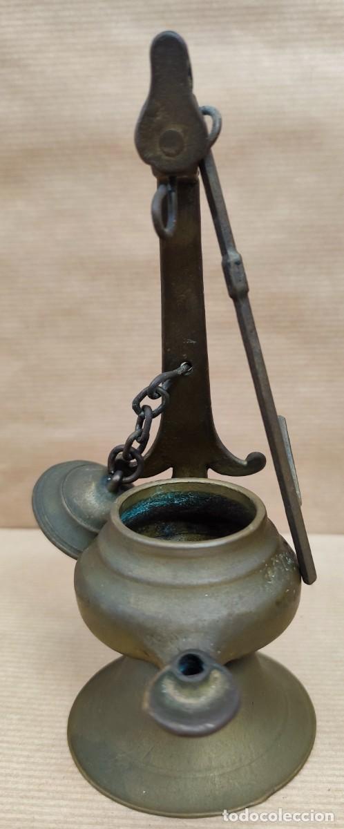 Antig&uuml;edades: L&aacute;mpara de aceite en bronce - Foto 4