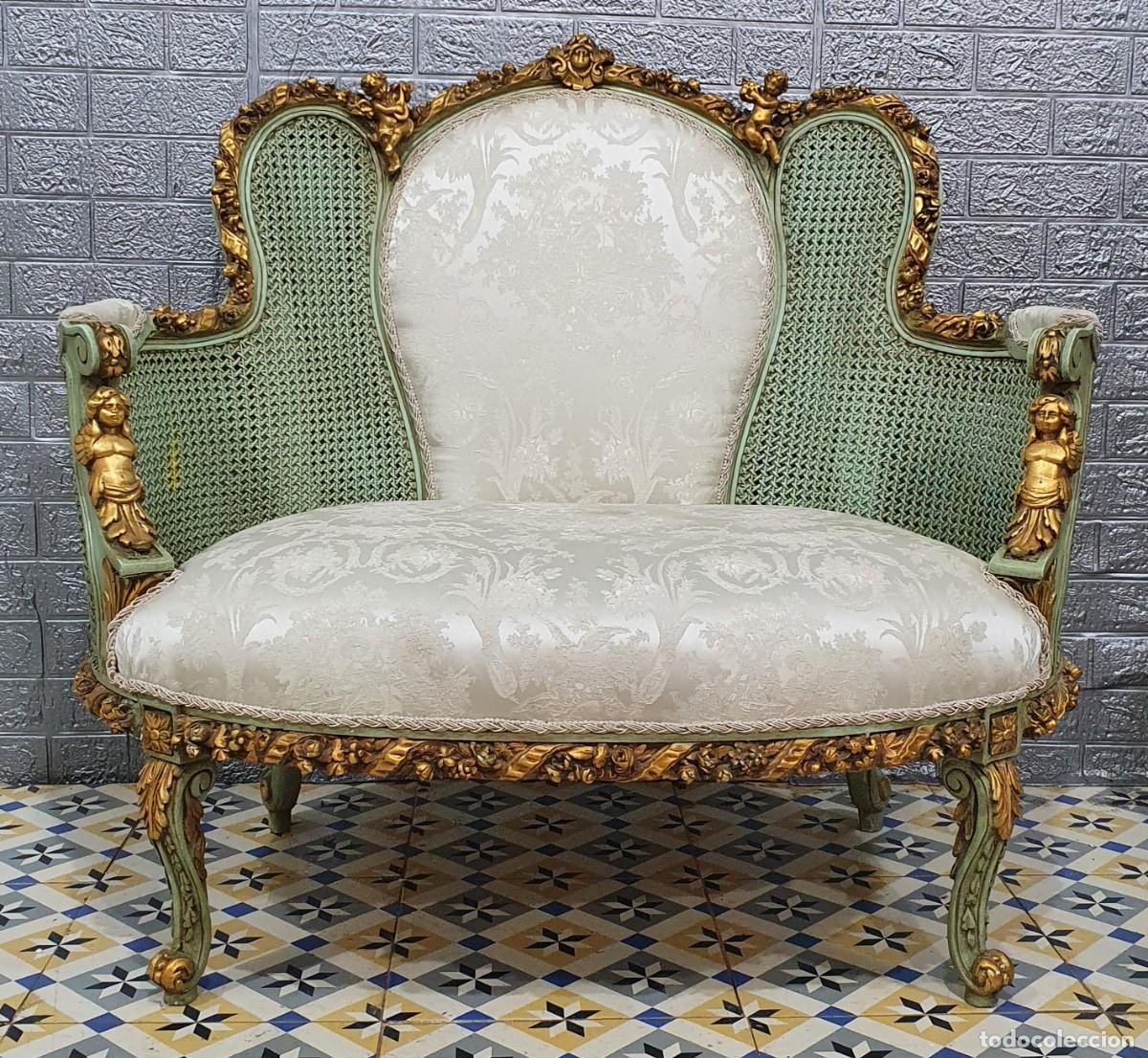Antig&uuml;edades: Sofa, sillon estilo rococo madera tallada con pan de oro - Foto 1