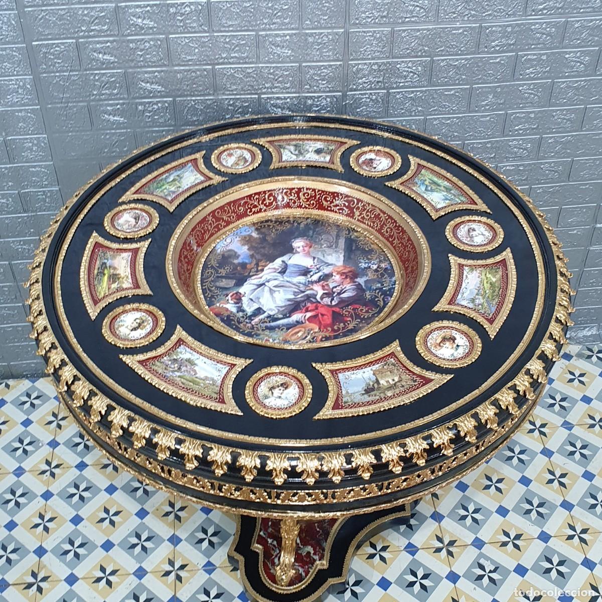 Antig&uuml;edades: Mesa estilo barroco pintada a mano con relieves en bronce - Foto 5