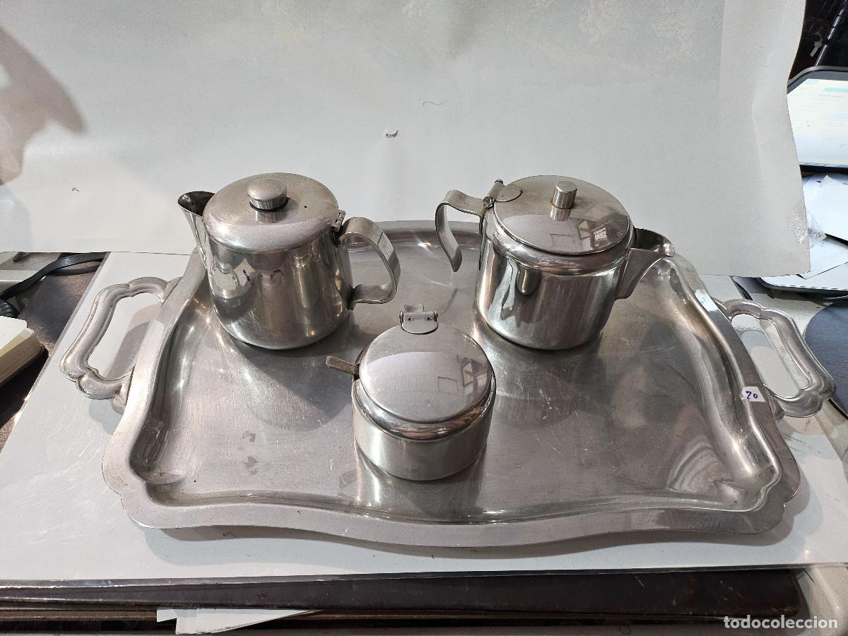 Antig&uuml;edades: bandeja con lecheras y azucareras - Foto 1