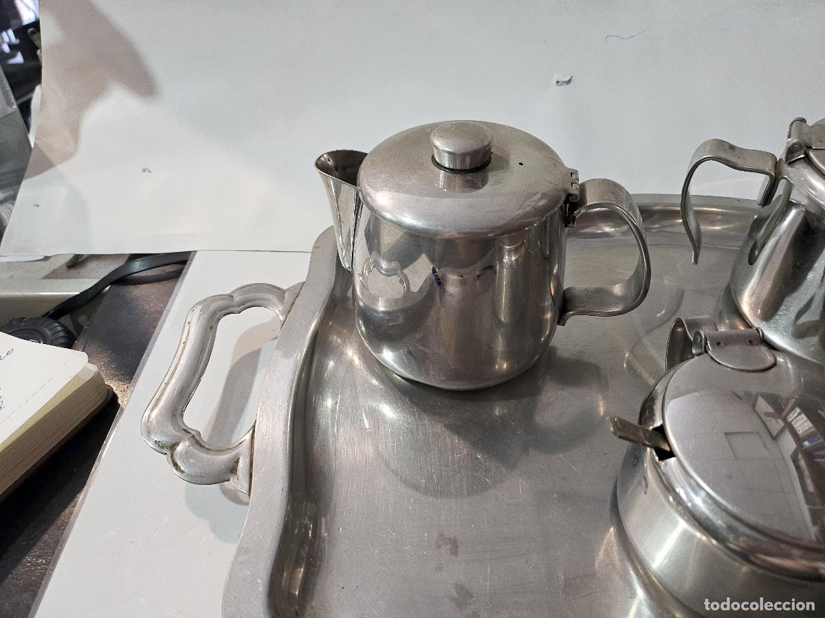 Antig&uuml;edades: bandeja con lecheras y azucareras - Foto 2