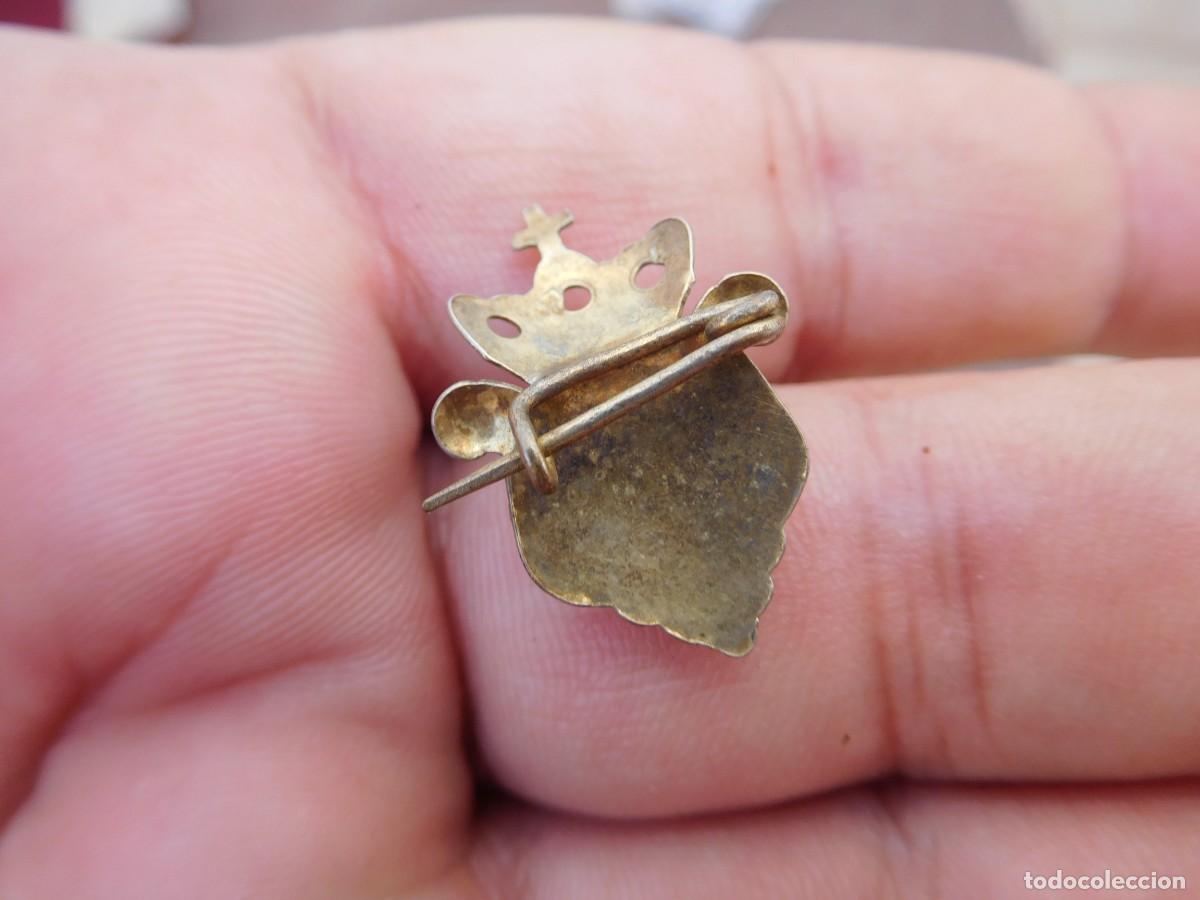 Antig&uuml;edades: Broche antiguo de plata dorada virgen a identificar - Foto 3
