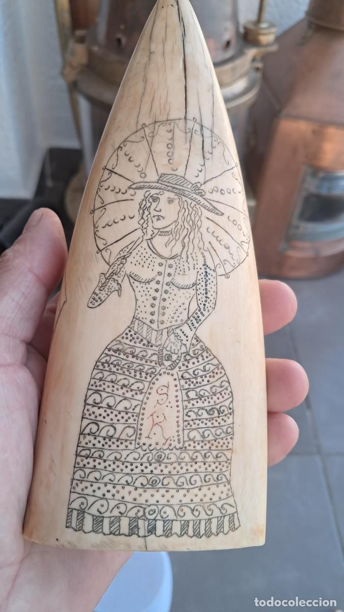 Antig&uuml;edades: Colmillo tallado cetaceo - Foto 2