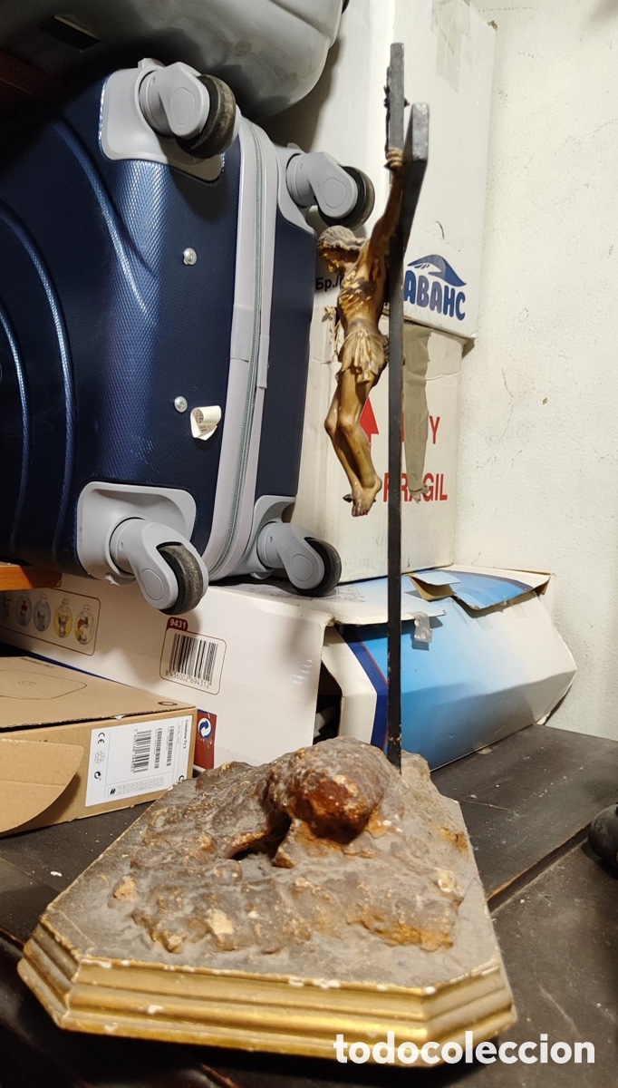 Antig&uuml;edades: Cristo en la cruz 35 cm madera - Foto 2