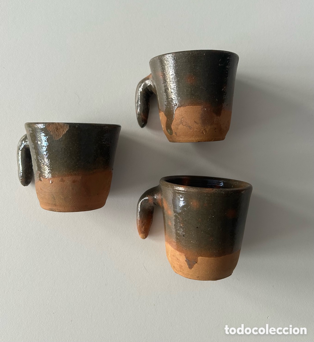Antig&uuml;edades: 3 Tazas caf&eacute; de barro - Foto 2
