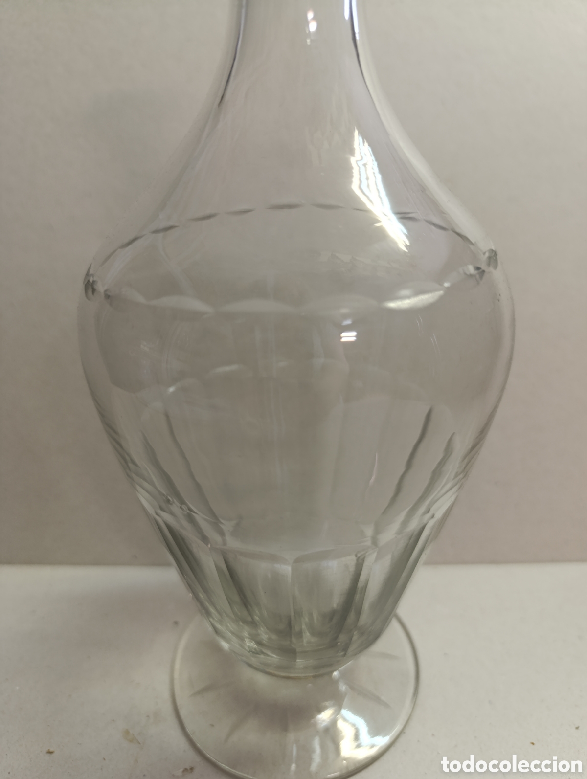 Antig&uuml;edades: BOTELLA DE CRISTAL, DECORACION GALLONADA. - Foto 4