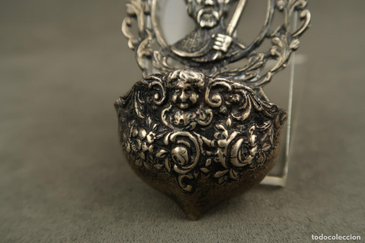 Antig&uuml;edades: Antigua Benditera de Plata - Foto 4