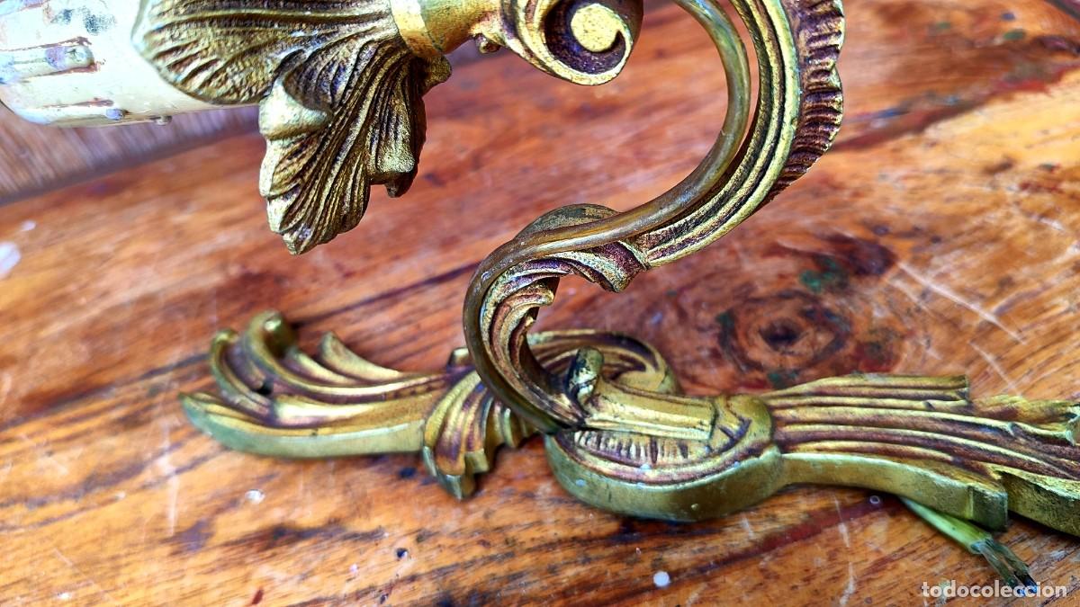 Antig&uuml;edades: Aplique de una luz de bronce - Foto 2