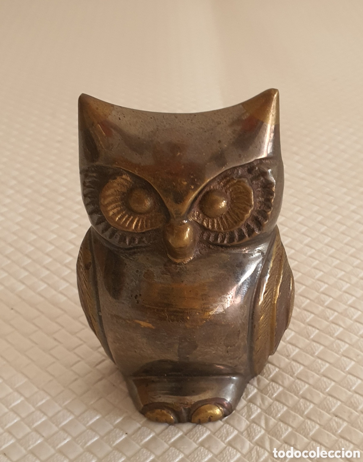 Antig&uuml;edades: Figura de b&uacute;ho en metal. - Foto 1