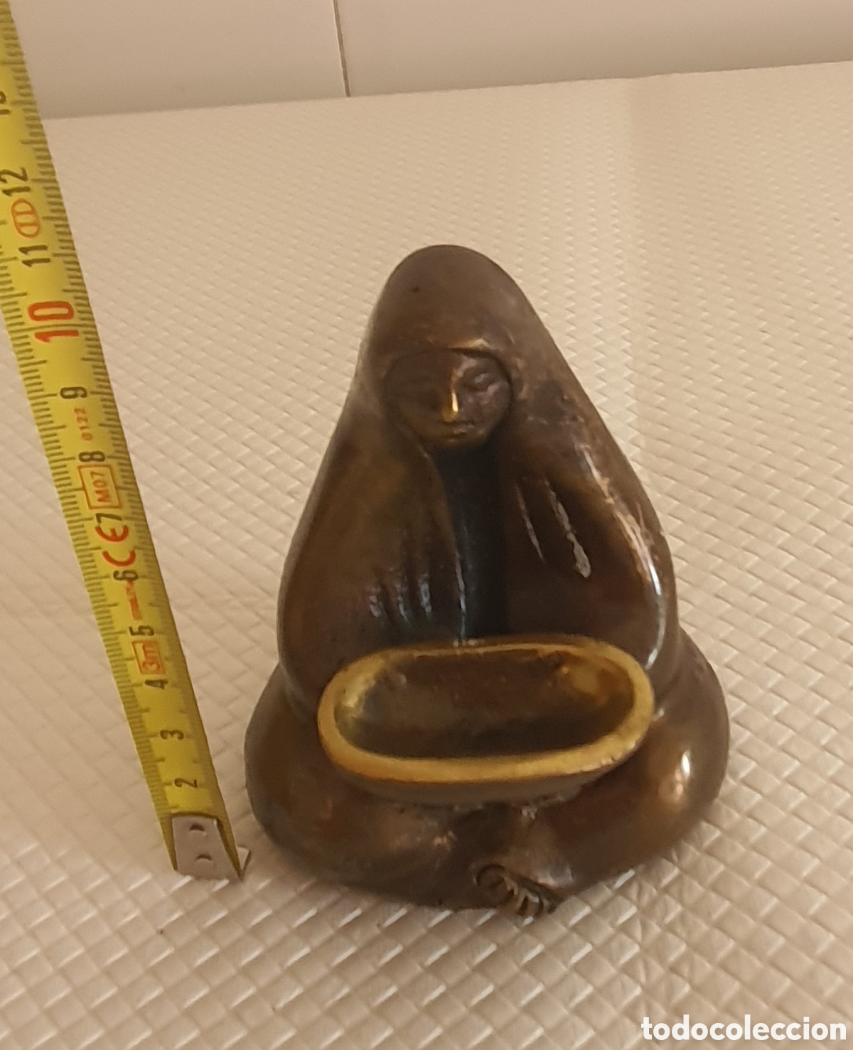 Antig&uuml;edades: Figura de mujer sentada - Foto 2