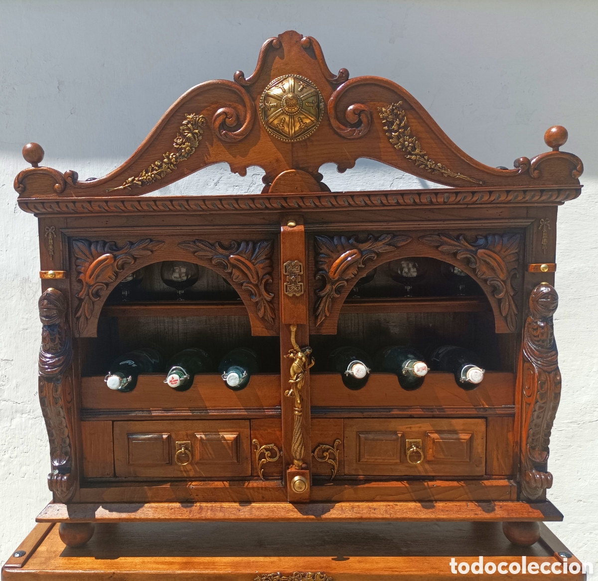 Antig&uuml;edades: Mueble botellero de madera - Foto 5