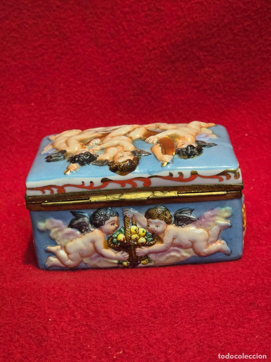 Antig&uuml;edades: CAJA DE PORCELANA ESTILO DE CAPODIMONTE - Foto 3