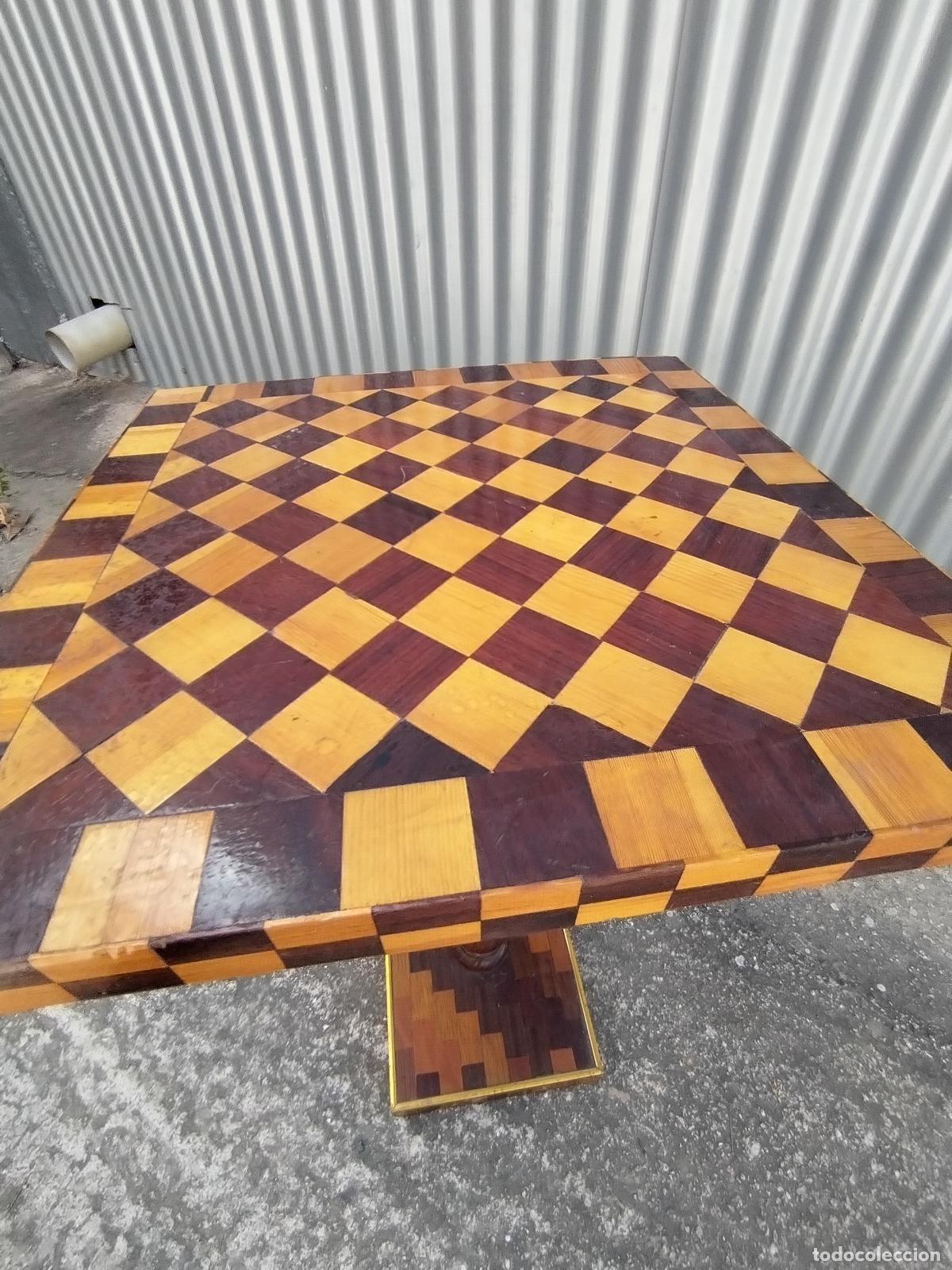 Antig&uuml;edades: mesa auxiliar de made con marqueteria - Foto 2