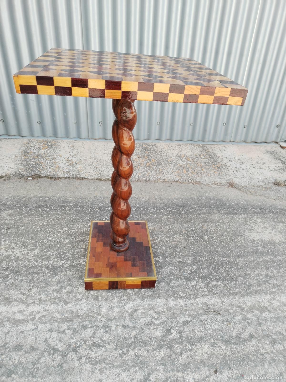Antig&uuml;edades: mesa auxiliar de made con marqueteria - Foto 10