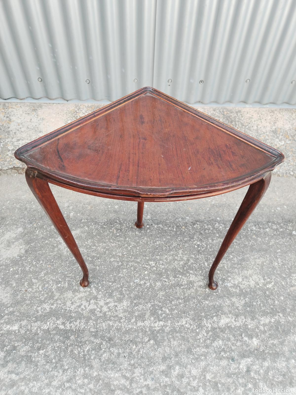 Antig&uuml;edades: mesa auxiliar rinconera - Foto 5
