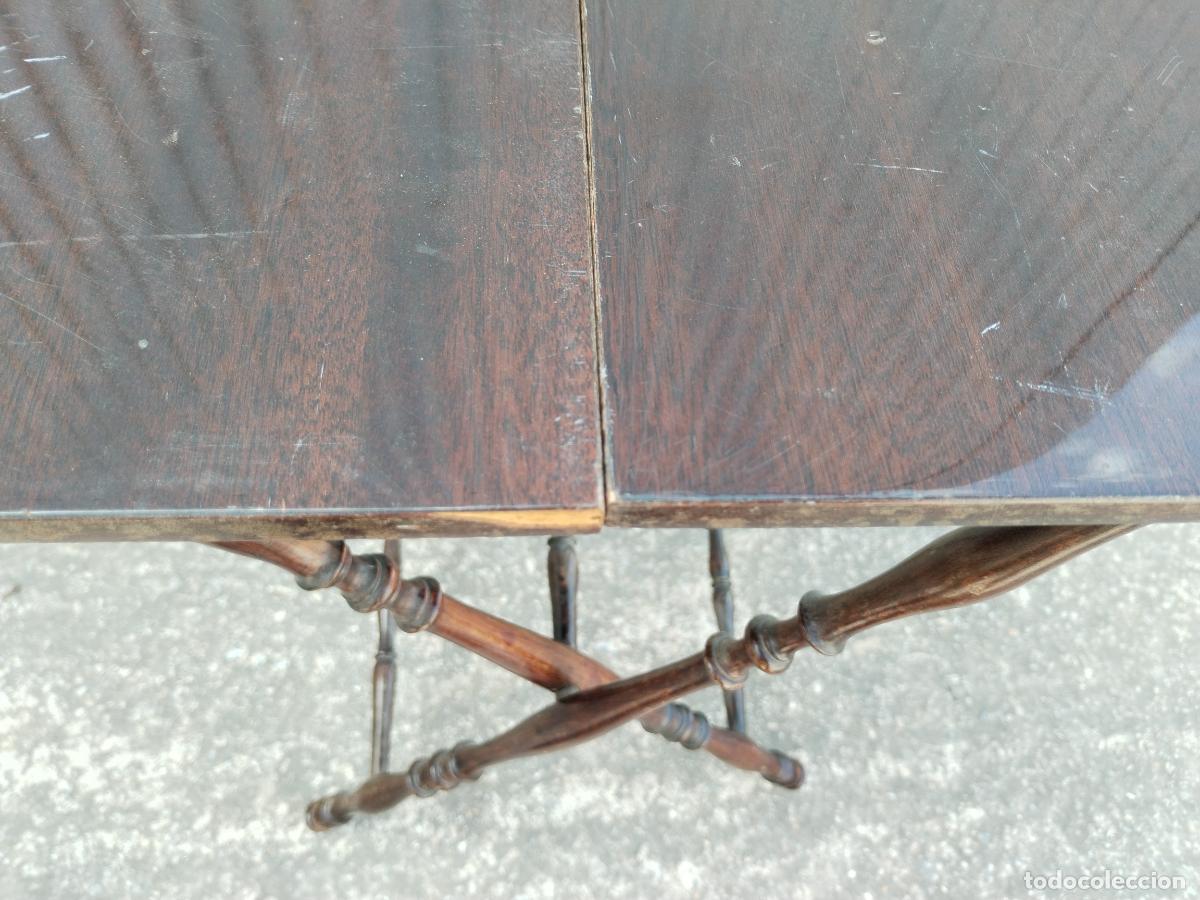 Antig&uuml;edades: antigua mesa plegable de madera - Foto 4