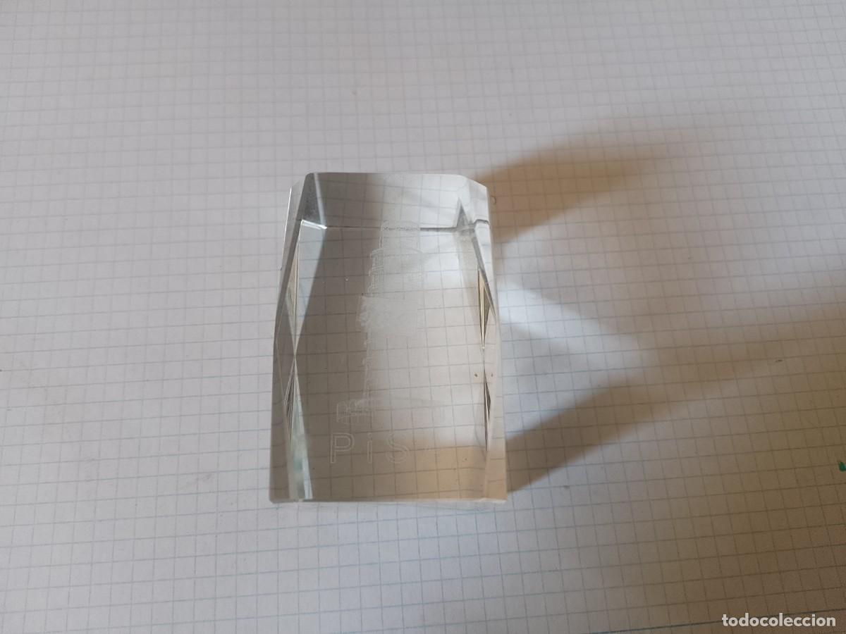 Antig&uuml;edades: Bloque de cristal grabado en 3D, Pissa - Foto 1