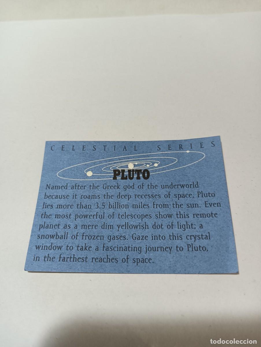 Antig&uuml;edades: Pluto &rdquo;Planets&rdquo; Glass Eye Studio paperweight. - Foto 3
