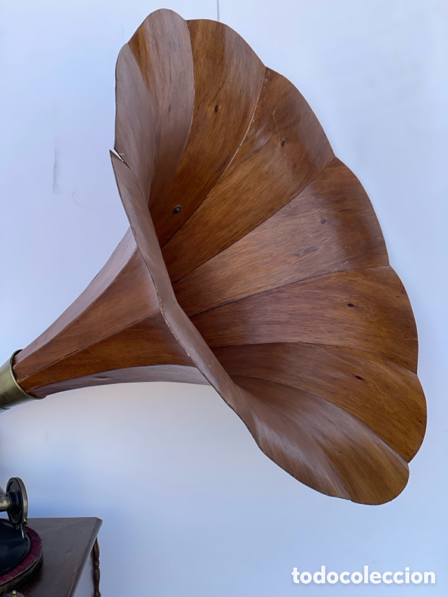Antig&uuml;edades: Gram&oacute;fono con trompeta de madera - Foto 7