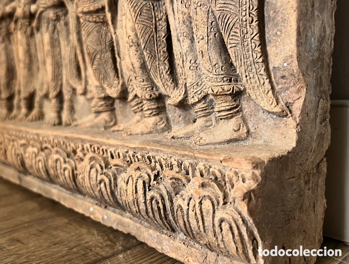 Antig&uuml;edades: Gran estela de terracota - Foto 6